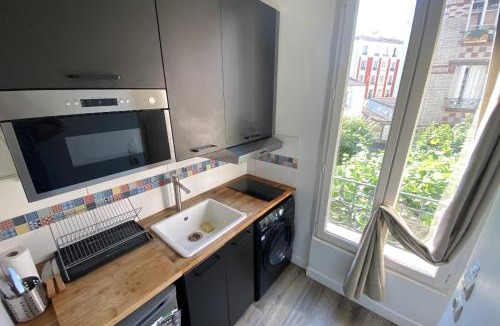 Issy-les-Moulineaux Apartment | Comfortable studio close to the Seine