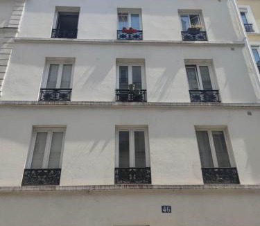 Quartier de Rochechouart Apartment | Comfortable studio Notre-Dame de Lorette Rodier