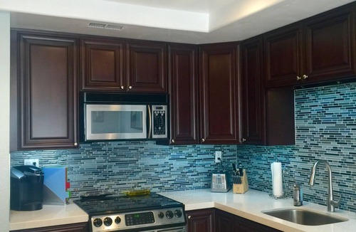 Solana Beach Condo | Completely Remodeled! Blocks to racetrack and beach, AC, wash/dryer & pool/spa