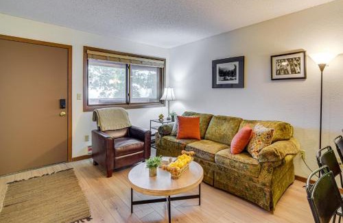 Siren House | Condo with Beautiful Lake Views! Steps to Lake