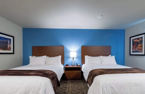 Altoona Hotel | Convenient Pet-Friendly Stay l 4 Budget-friendly Rooms w/Kitchenette