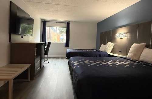 La Crosse Hotel | Coratel Inn and Suites By Jasper La Crosse