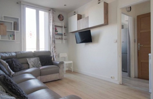 Abbesses House | Cosy house between Paris and Disneyland