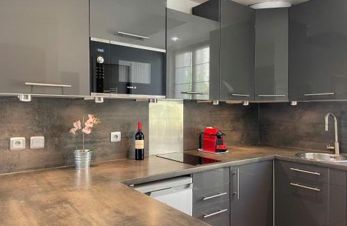 Ternes Apartment | Cosy Studio Near Arc de Triomphe