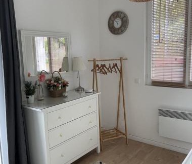 Beauvais House | Cottage Larris - proche Aéroport - navette Gare
