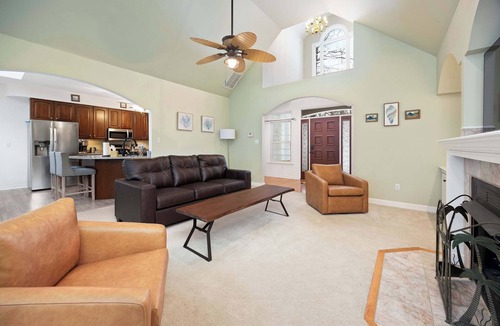 Bishopville House | Country Estate - 4Br -Private pool/hot tub/yard