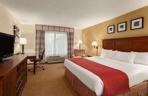 Ames Hotel | Country Inn & Suites by Radisson, Ames, IA