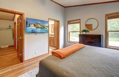 Wisconsin Dells House | Countryside - 2 Living Spaces - Close to the Dells