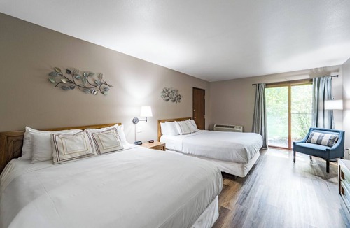 Rib Mountain Apartment | Cozy 1 Bedroom located on Granite Peak, Unit 5
