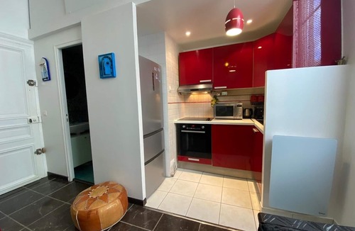 Grenelle Apartment | Cozy, 1 bedroom near the Eiffel Tower