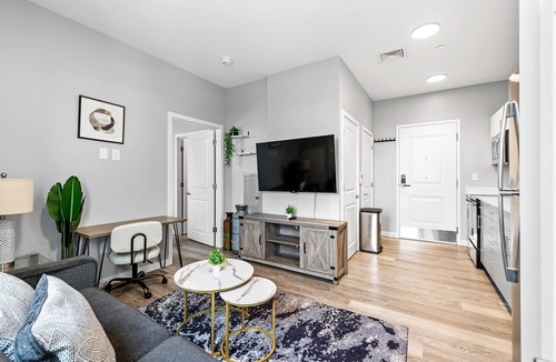 Everett Apartment | Cozy 1BR Near Encore Boston uexi