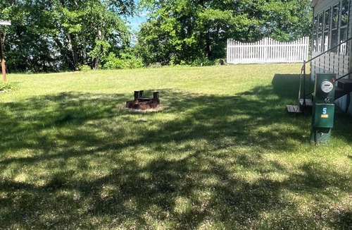 Cass Lake Cabin | Cozy 2-bedroom cabin on Cass Lake. Walking distance to the marina.