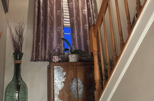 Reisterstown Condo | Cozy 2-bedroom condo in Owings Mills close to plenty of shops & restaurants.