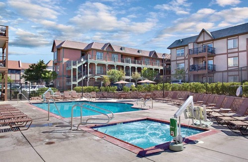 Solvang Resort | Cozy 2-bedroom resort in charming Solvang.