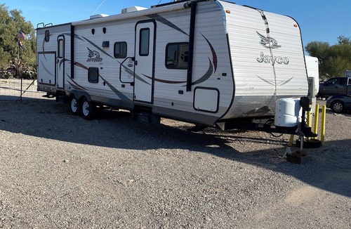 Quartzsite House | Cozy 2-bedroom Travel Trailer in charming Quartzsite, AZ