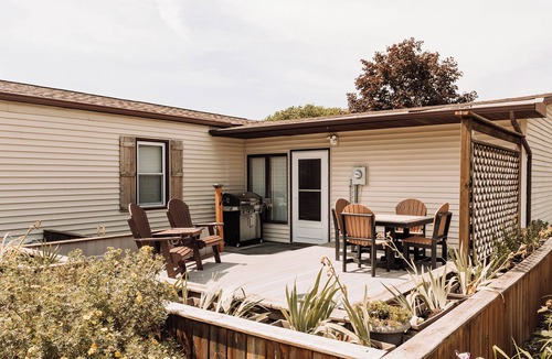 Southside House | Cozy 2 Bedroom Home in Prairie du Chien - Make a Memory