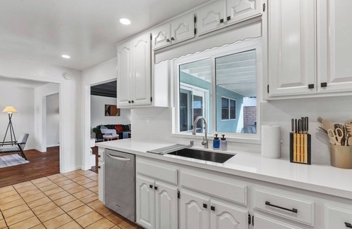 Cerritos House | Cozy 3 bedroom house with fire pit near Disneyland