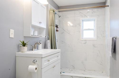 Washington Park Apartment | Cozy 3BD, 1BA in Boston - Franklin Park Zoo, Boston Common