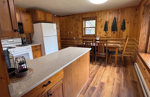 Eagle River Cabin | Cozy 4-Bedroom Up North Escape in Eagle River perfect for relaxing getaways!