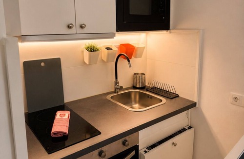 Clichy Apartment | Cozy apartment just outside Paris – Clichy