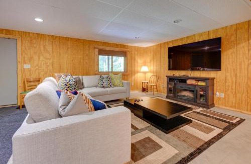 Arkdale House | Cozy Arkdale Wood Cabin Near Petenwell Lake!