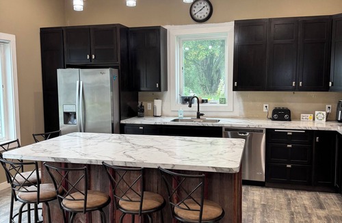 Alexandria Cabin | Cozy, beautiful, family friendly, 3-bedroom, newly built cabin on Lake Latoka