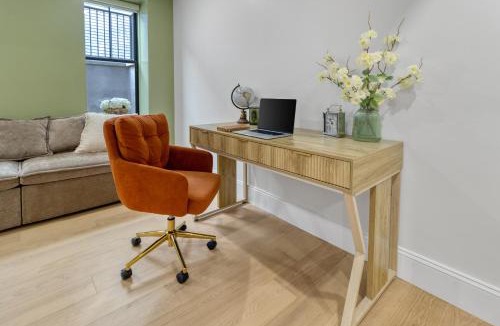 East Somerville Apartment | Cozy Boston Stay/8 Minutes to Boston