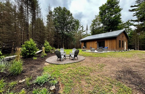 St Germain Cabin | Cozy Cabin in the Northwoods-Everygreen Escape