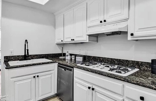Beverly Hills Condo | Cozy condo