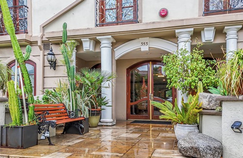 Beverly Hills Condo | Cozy condo