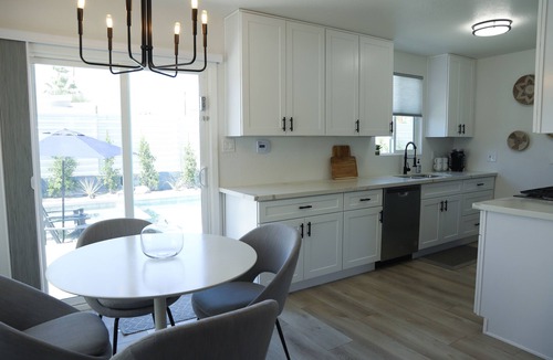 Racquet Club West House | Cozy Cortez - Saltwater Pool & Spa Near Downtown