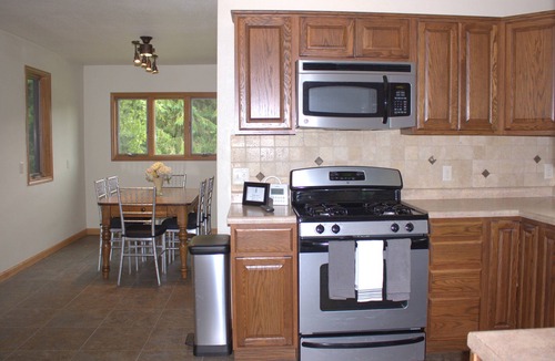 Forest Junction House | Cozy Cottage near Schwarz Supper Club, Road America, and Whistling Straights!