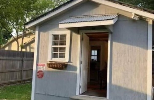 Freetown - Port Rico Apartment | Cozy Lafayette Apartment Free Parking Kitchen & Family Friendly