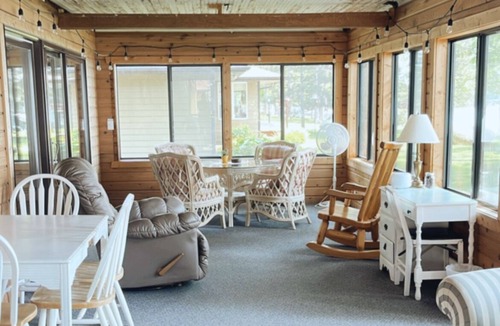 Crosby Cabin | Cozy Lake House/Cabin on Serpent Lake. Sleeps 12, Cuyuna Trail, Sept-April