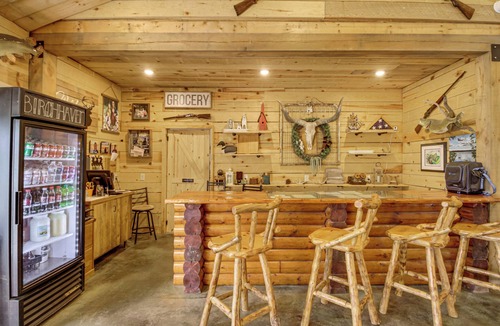 Puposky Cabin | Cozy Lakefront Cabin at Birch Haven Resort!