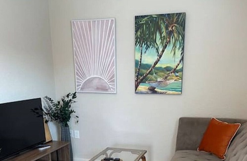 Point Loma Heights House | Cozy Ocean Beach Studio | 1 mile to water!