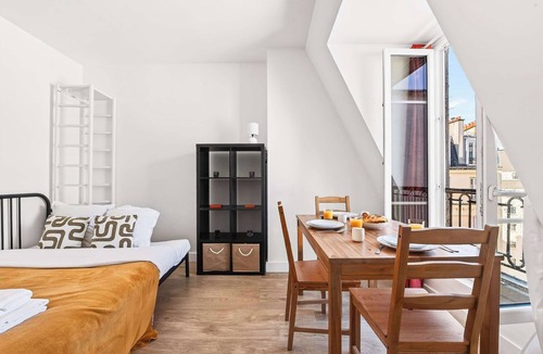 Grenelle Apartment | Cozy & Practical Studio near Eiffel Tower Paris 15