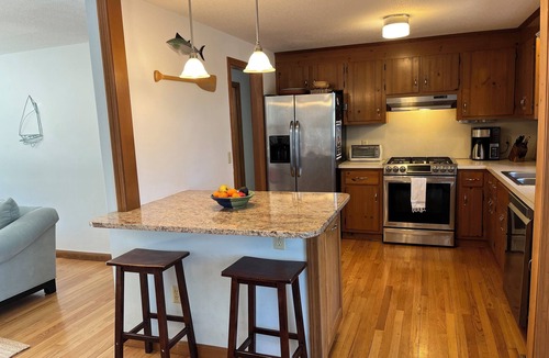 Chatham House | Cozy Riverfront retreat w hot tub, deck, fire pit. Kayak to Pleasant Bay!