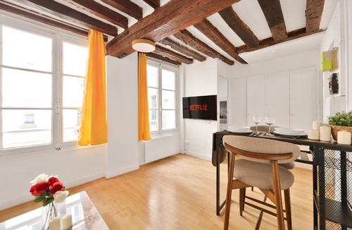 Quartier du Mail Apartment | Cozy Studio in the Heart of Montorgueil, Paris