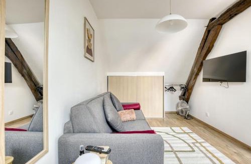 Beauvais Apartment | Cozy Superbe studio 10 min - Beauvais Airport