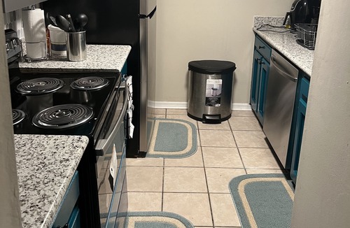 Highlands - Perkins House | Cozy Townhouse near LSU