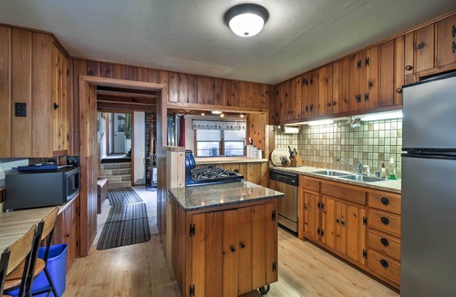 Wautoma Cottage | Cozy Wautoma Home w/Boats & Dock on Bughs Lake!