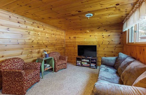 Manitowish Waters House | Cozy wooded home w/access to snowmobile trail, near town, lakes, & bike trails