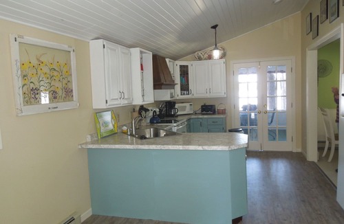 Waupaca Cottage | Cumley's Journeys End cottage on McCrossen Lake, Chain ‘O Lakes
