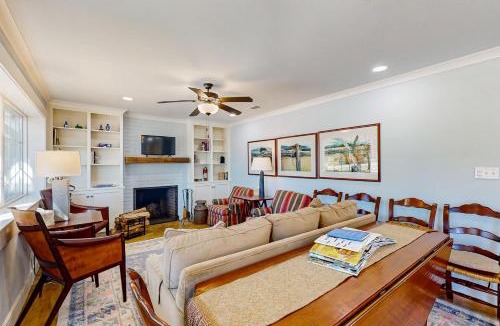 Tylertown House | 'Dairy Cottage' Countryside Escape w/Patio!