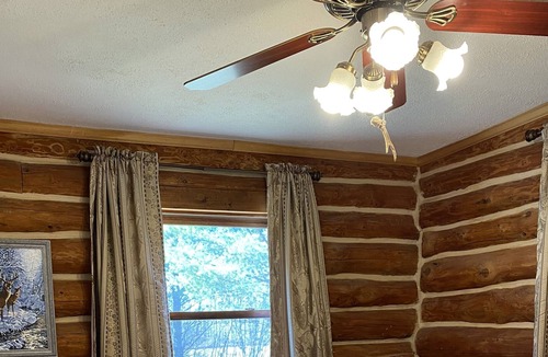 Danbury Cabin | Danbury log cabin