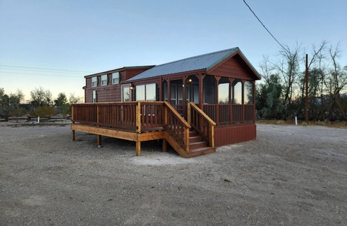 Mojave Desert Cabin | Dark Sky Cabin on 10 Acres Near Death Valley