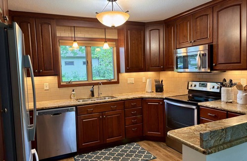 Alexandria House | Darling Retreat- chain of lakes, new large deck, indoor sauna