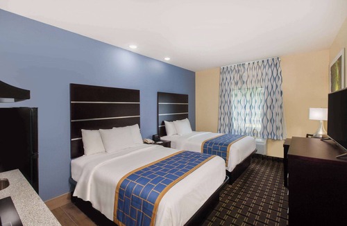 Scotlandville Hotel | Days Inn by Wyndham Baton Rouge Airport
