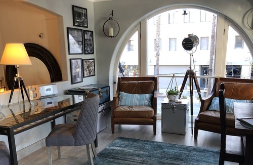 East Village Apartment | Deluxe 1 Bedroom Suite, Charming Historical Boutique Hotel next to Convention